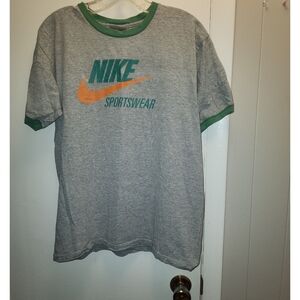 Nike tee